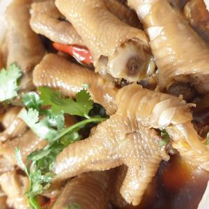 【虧本回饋!!6月19日開始分批出爐】秘製私房菜泡汁雞腳 (不計入積分)